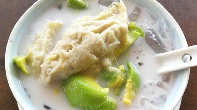 Awas Ngiler! 10 Es Alpukat Pilihan Netizen Ini Cocok Buat Berbuka