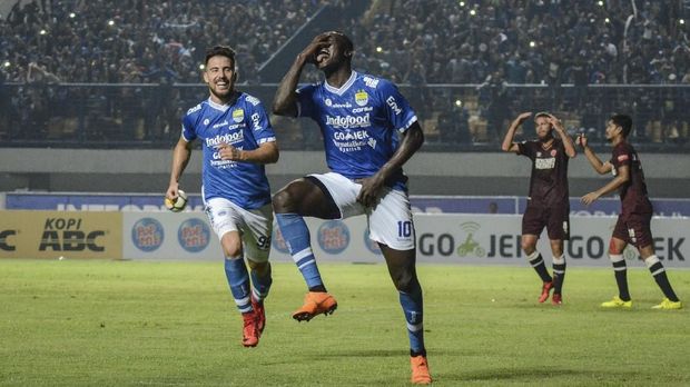 Persib Bandung masih memuncaki klasemen Liga 1 2018.