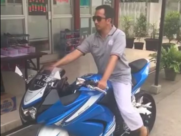 Hobi Motoran Para Ustaz