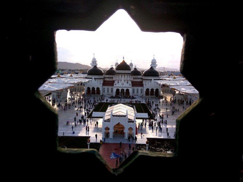 Masjid Baiturrahman: Berdiri 1612, Dibakar Belanda, Jadi Ikon Aceh Masjid Baiturrahman: Berdiri 1612, Dibakar Belanda, Jadi Ikon Aceh