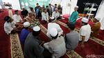 Mengaji Sambil Menunggu Buka Puasa di Masjid An Nahl BSD