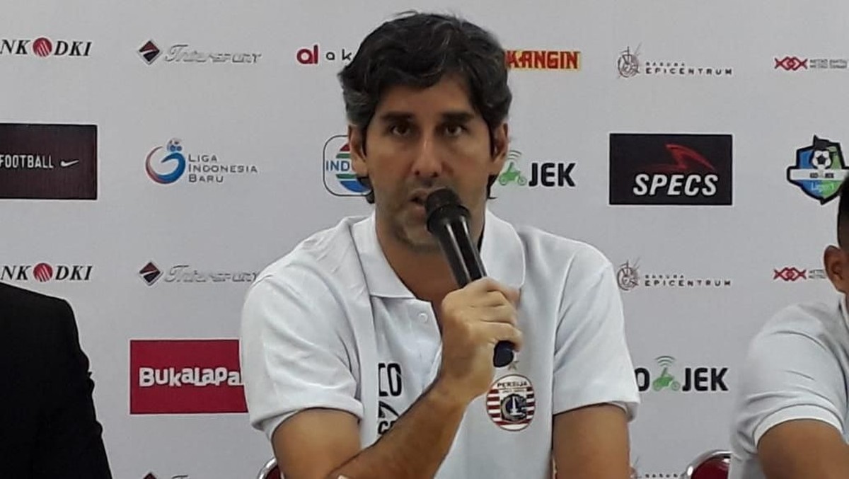 Pelatih Persija Jakarta Stefano Cugurra Teco menegaskan kesiapan timnya bekerja ekstra keras lawan Persipura Jayapura (Foto: Amalia Dwi Septi)
