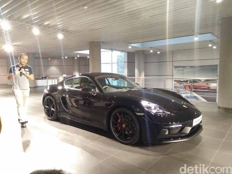 Porsche 718 Cayman GTS. Foto: Khairul Imam Ghozali Porsche 718 Cayman GTS. Foto: Khairul Imam Ghozali