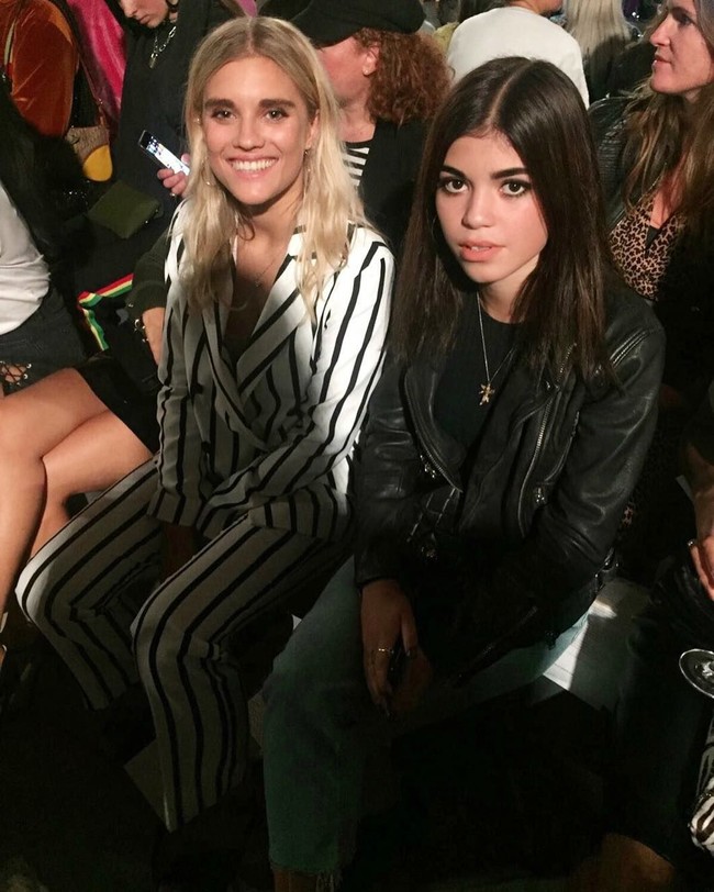 Molly juga eksis di fashion scene London. Ini Molly saat menghadiri fashion show Top Shop. (Foto: Instagram/Molly Moorish)