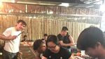 Serunya Mancing Sendiri Lobster dan Kepiting di Resto Buffet Seafood Ini