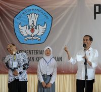 Jatuh Bangun Guru di Majalengka Ini Dapatkan Sepeda dari Jokowi