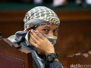 Ledakan Drum yang Sempat Bikin Panik Saat Sidang Aman Abdurrahman