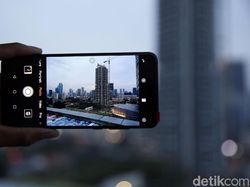 Unboxing Huawei P20 Pro dengan Tiga Kamera Leica