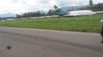 Penampakan Pesawat Kargo Tergelincir di Bandara Wamena