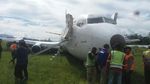 Penampakan Pesawat Kargo Tergelincir di Bandara Wamena