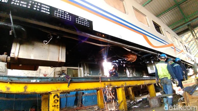 Balai Yasa Gubeng Percepat Perbaikan Kereta Angkutan Lebaran Balai Yasa Gubeng Percepat Perbaikan Kereta Angkutan Lebaran
