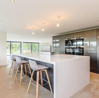 Dapur serta perkakas dan furnitur yang sudah komplit. Foto: Dok. Bored Panda, Rightmove.co.uk