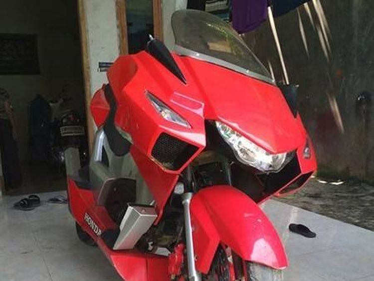 Begini Wujud Moge Bermesin Supra 125