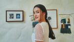 Kenalan dengan Mawar Eva, Pacar Iqbaal Ramadhan di Bumi Manusia