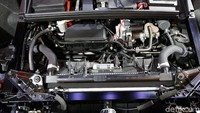 Honda NSX mengusung mesin 3.5L DOHC Twin-Turbo V6.