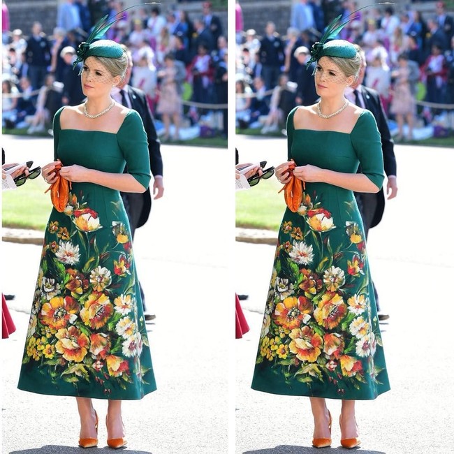Wanita berusia 27 tahun itu tampil mencuri perhatian di pernikahan sepupunya, Pangeran Harry dengan Meghan Markle. Lady Kitty Spencer memilih gaun A-line dari Dolce & Gabbana dan topi Phillip Treacy untuk royal wedding. Foto: Dok. Instagram/Kitty Spencer