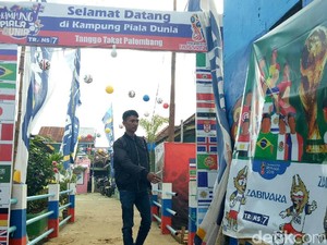 Keren! Rumah-rumah Tua di Palembang Berhias Piala Dunia 2018
