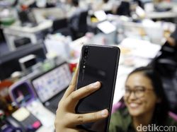 Unboxing Huawei P20 Pro dengan Tiga Kamera Leica