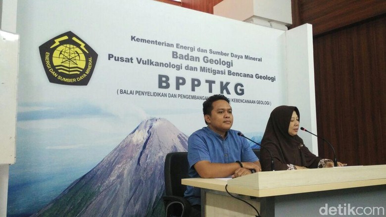 BPPTKG: Ada Material Baru Hasil Erupsi Merapi 21 Mei BPPTKG: Ada Material Baru Hasil Erupsi Merapi 21 Mei
