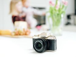 Penampakan Kece Kamera Mirrorles Fujifilm X-T100