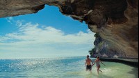 Berbeda tadi 3 posisi pertama, posisi ke-4 diisi oleh Bahama dari kawasan Karibia (The Copperfield Bay)