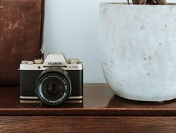 Penampakan Kece Kamera Mirrorles Fujifilm X-T100