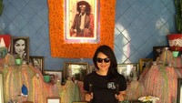 Dinda selalu membagikan momen yang menurutnya menarik kepada 20 ribu followersnya. Termasuk saat main ke Motel Mexicola di Bali yang Instagramable. (Instagram/Dellie Dinda)