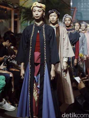 Mel Ahyar Tawarkan Alternatif Baju Lebaran Selain Busana Warna Putih