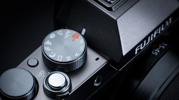 Bicara harganya, di Amerika Serikat, Fujifilm melepas kameranya seharga harga USD 600 atau Rp 8,4 juta untuk body only. Foto: Fujifilm