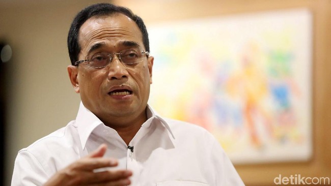 Tiket Pesawat Garuda Sudah Turun Tapi Menhub Sebut Masih Mahal