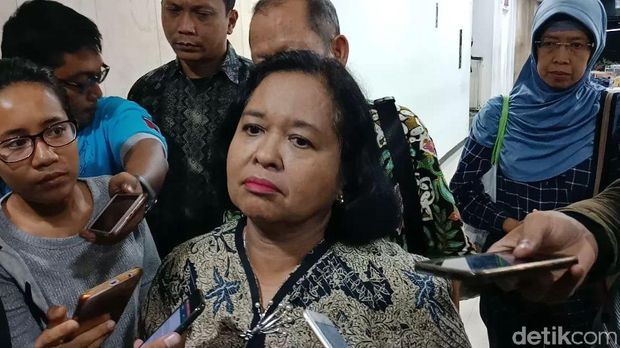 Polisi: Kadisbudpar Diperiksa soal Izin Bagi-bagi Sembako Monas