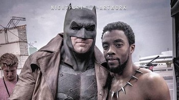 Konsep fotonya pun terbilang unik, ia menyatukan karakter-karakter superhero ciptaan Marvel dengan DC. (Foto: Instagram)