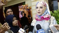 Mulan memantapkan dirinya sudah mulai berhijab sejak 14 Mei 2018. Foto: Pool/Palevi S/detikHOT