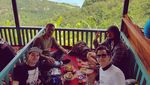 10 Momen Papah Muda, Rionaldo Stokhorst Saat Makan Bareng Keluarga