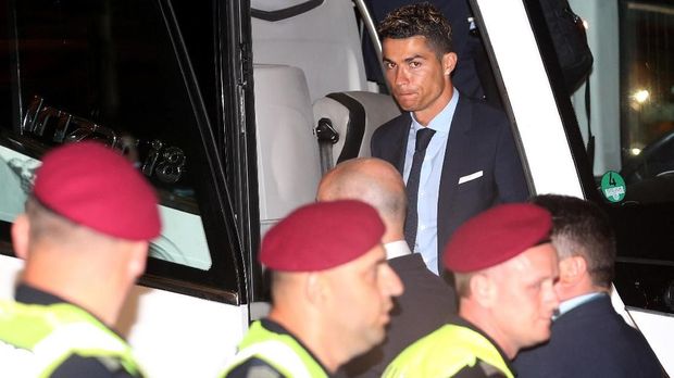 Cristiano Ronaldo mendapat pengawalan khusus dari ancaman serangan ISIS. (