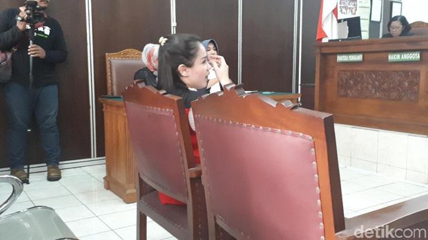 Hukuman yang Diterima Beda, Ini Kata Pengacara Jennifer Dunn