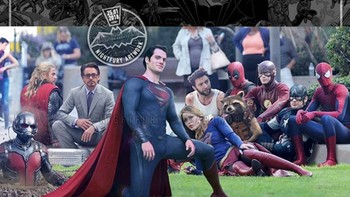 Pada tahun 2007, ia ditawari kerja di bagian percetakan dan atasannya tetap menerima ia bekerja meski tak bisa mendesain. Dari situlah ia disuruh belajar tentang dasar mendesain secara otodidak. (Foto: Instagram)