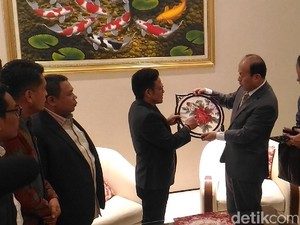 Cak Imin Bertemu Dubes China, Bahas Politik hingga Buruh Asing