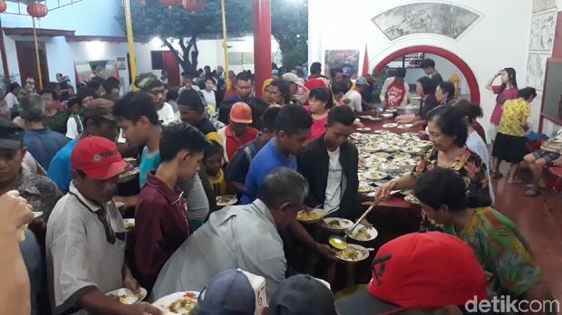 Setiap Jumat, Kelenteng di Bojonegoro Ini Ajak Umat Muslim Bukber 