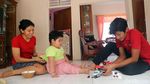 Keakraban Aiman, Istri dan Anak di Luar Lintasan Balap
