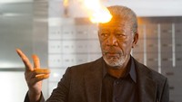 Pada Mei 2018 CNN merilis sebuah laporan dimana Morgan Freeman telah melakukan tindakan pelecehan seksual kepada asisten produksi film Going in Style. Ketika itu dikatakan bahwa Morgan Freeman mengangkat celana seorang wanita dan menanyakan mengenai pakaian dalamnya. Foto: imdb./Getty Images