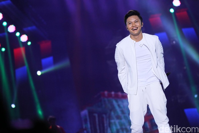 rizky febian Kena Nyinyir Zetizeb Usil