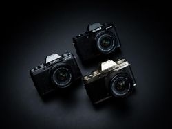 Penampakan Kece Kamera Mirrorles Fujifilm X-T100