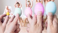 Ada telur ukuran mungil untuk sang bayi sampai telur jumbo yang dipakai suami Kate. Keren ya konsepnya? Foto: Instagram kweilz