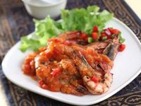 Menu Ke-14 : Olahan Seafood Enak, Udang Bakar dan Sambal Kerang Dara
