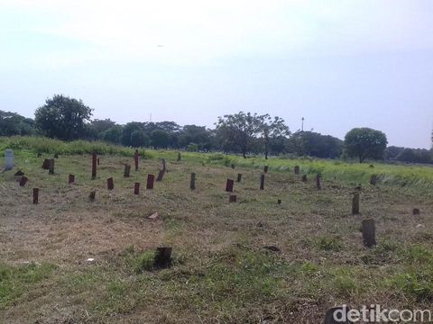 Makam tanpa nama di TPU Tegal Alur Jakbar.