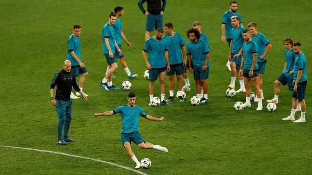 Real Madrid berusaha meraih tiga gelar beruntun di ajang Liga Champions.