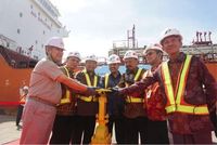 Ekspor perdana Lube Base Oil (LBO) Brightstock 150 (BS) melalui TBBM kawasan Bilateral Batam / dok. Pertamina Lubricants