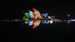 Gemerlap Warna Warni Lampu di Vivid Sydney