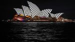 Gemerlap Warna Warni Lampu di Vivid Sydney
